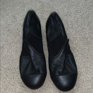 tap shoes